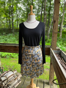 Reign Vermont Adventure Skirt in Save the Bees