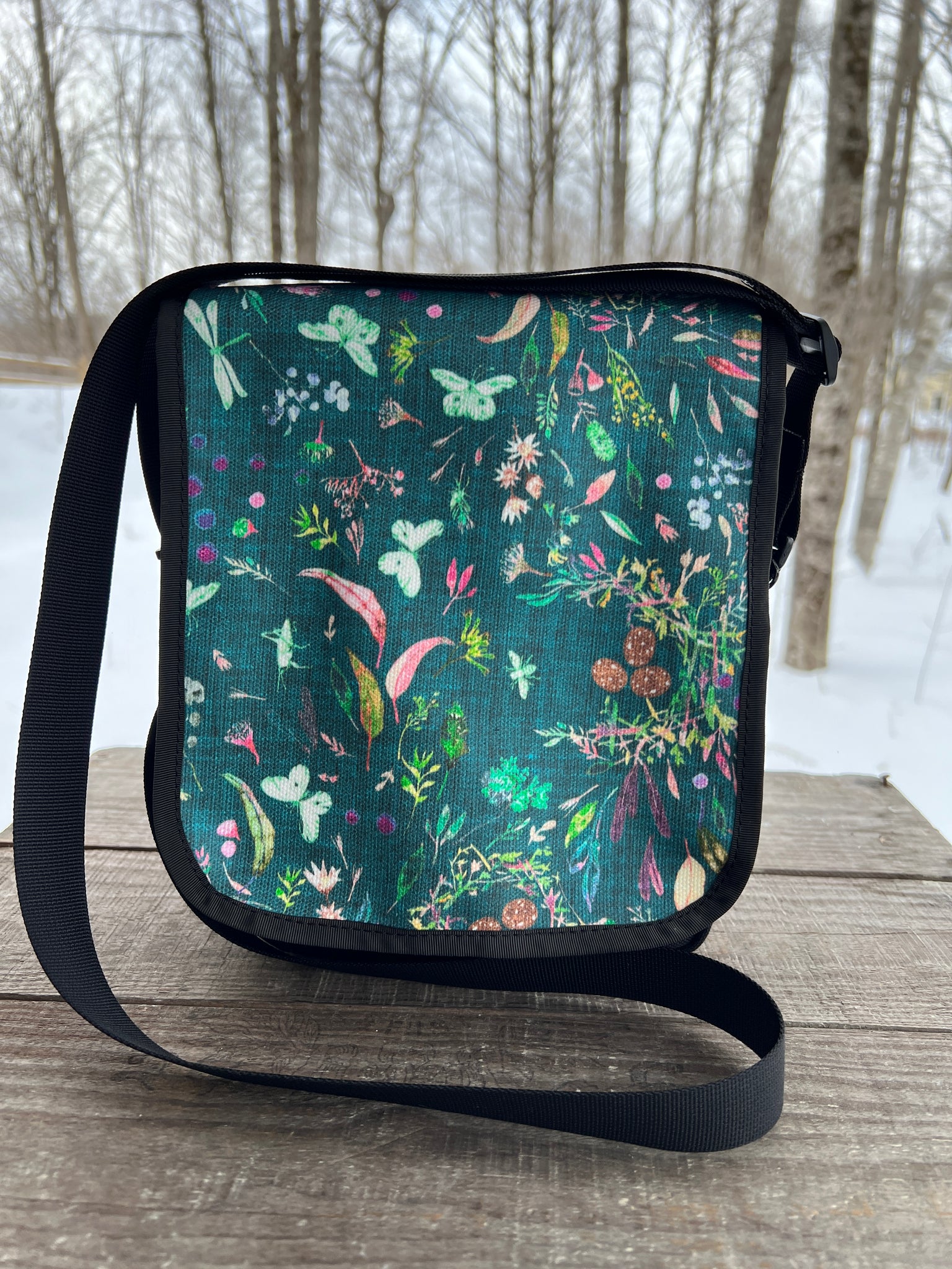 Day Purse in Fable